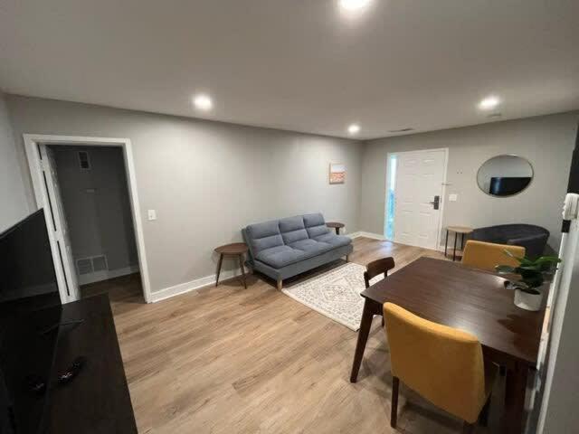 Aksarben Apt-Close To Uno & I80 Omaha Dış mekan fotoğraf